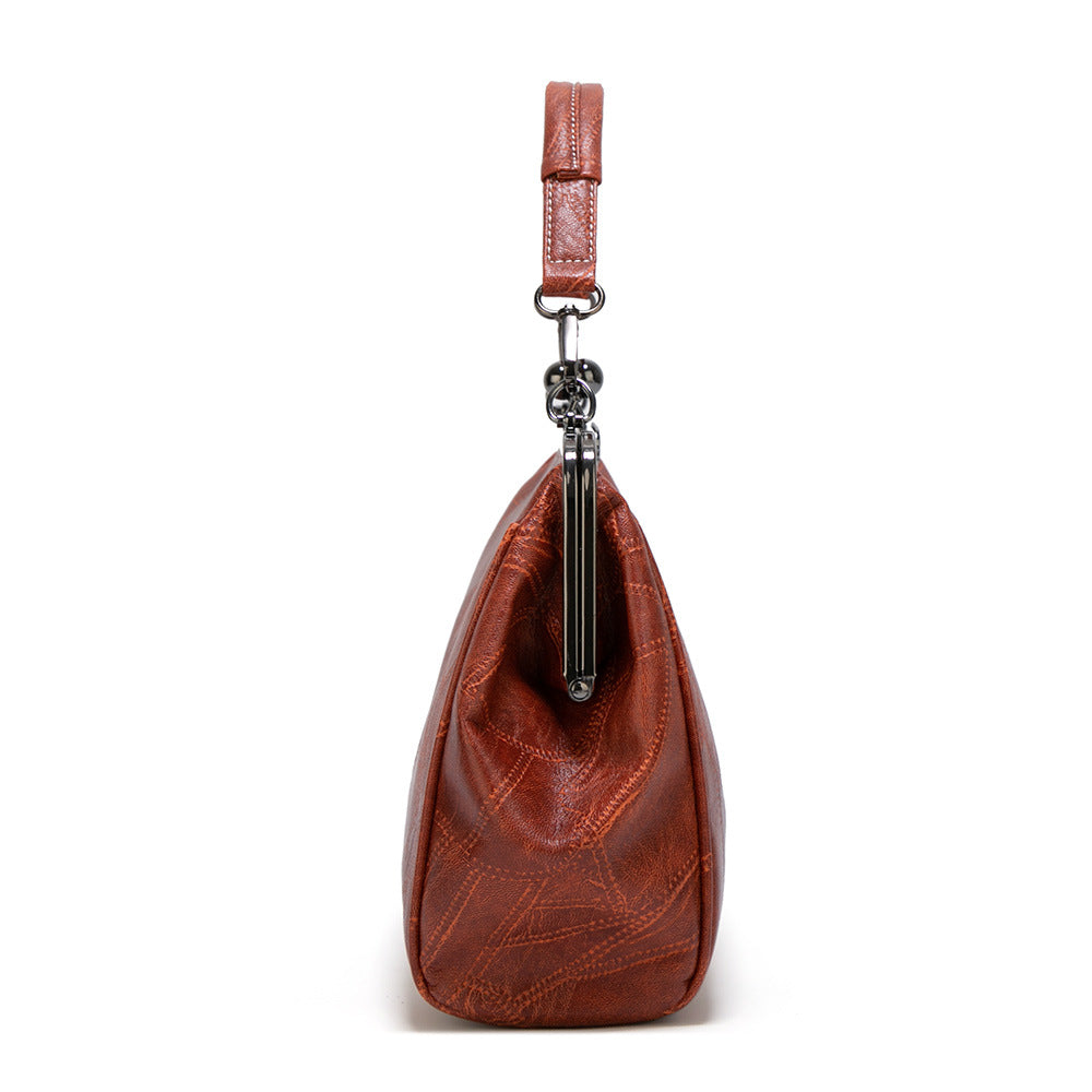 Factory ready-made women's bags 2023 new women's handbags fashion crossbody clip bag European and American Spanish women's bags trendy