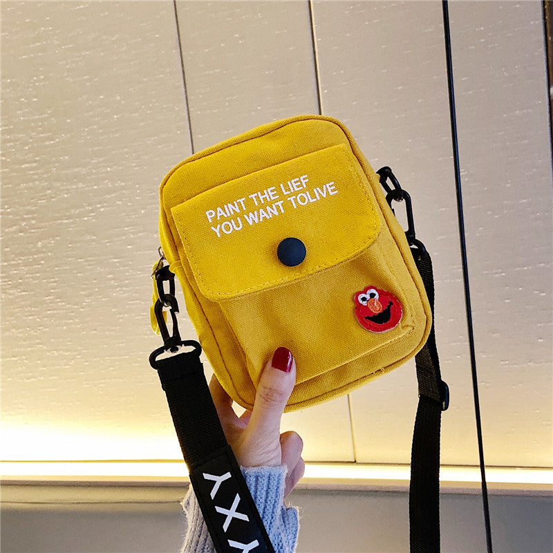 Korean version ins canvas crossbody bag women's bag new 2020 internet celebrity same style student small fresh hand shoulder bag