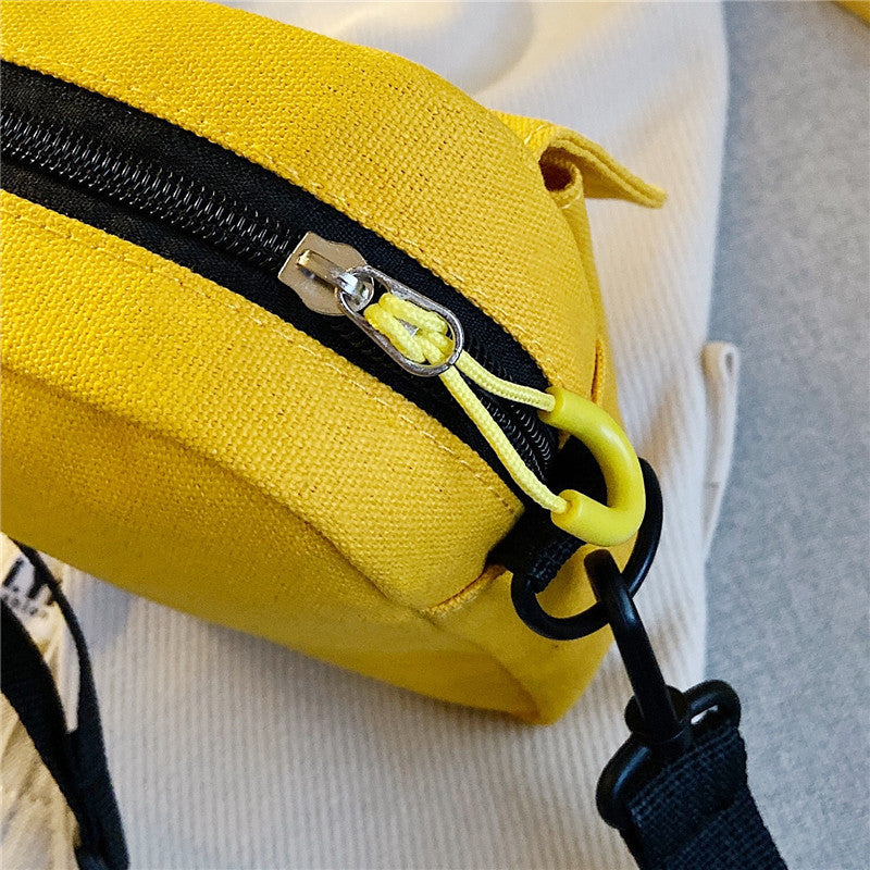 Korean version ins canvas crossbody bag women's bag new 2020 internet celebrity same style student small fresh hand shoulder bag