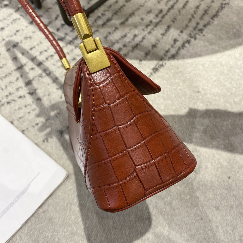 Women's Bags 2023 New Retro Armpit Bag French Bag Second-hand Bag Shoulder Bag Handbag Spring and Summer Internet Celebrity Bag Wholesale