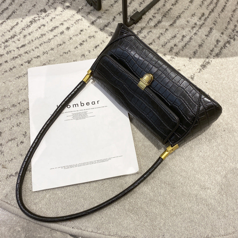 Women's Bags 2023 New Retro Armpit Bag French Bag Second-hand Bag Shoulder Bag Handbag Spring and Summer Internet Celebrity Bag Wholesale
