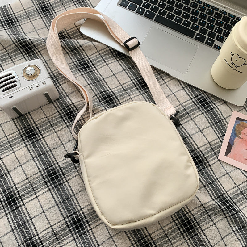 2020 new Korean version versatile ins small bag female student crossbody bag girl small fresh single shoulder small shoulder bag trendy