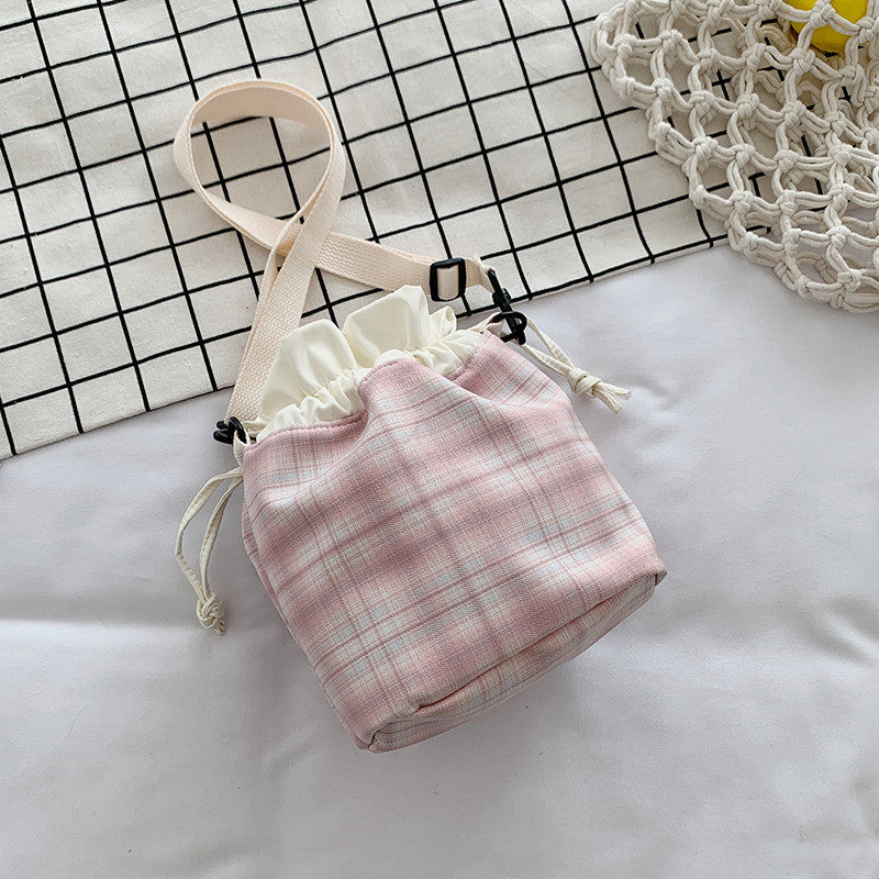 Cute little bag for women 2020 new trendy ins cartoon bucket bag literary student canvas bag single shoulder crossbody bag