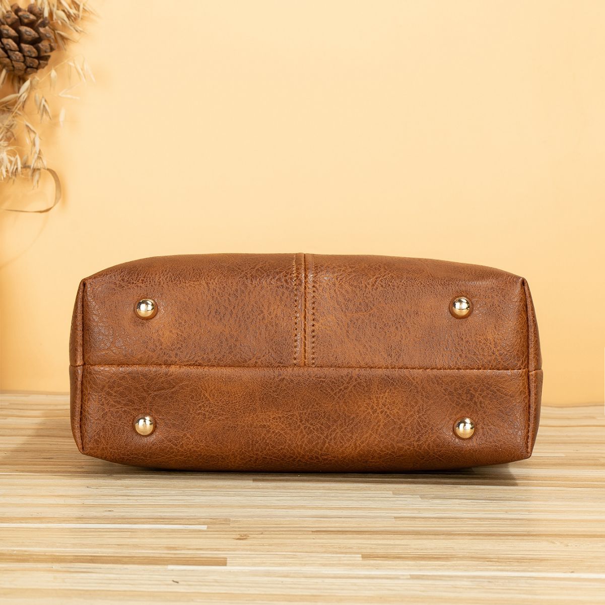 Large-capacity bag for women 2023 summer new style women's bag retro wide shoulder strap cross-body bag soft leather simple bucket bag