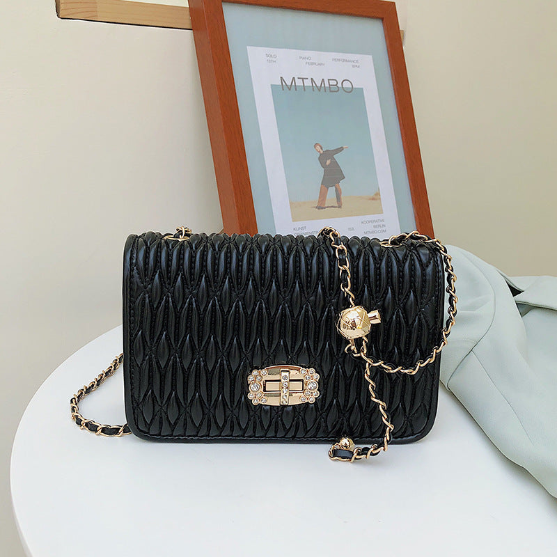 French bag 2023 Korean style pleated women's bag popular new fashion chain bag embroidery rhinestone small square bag