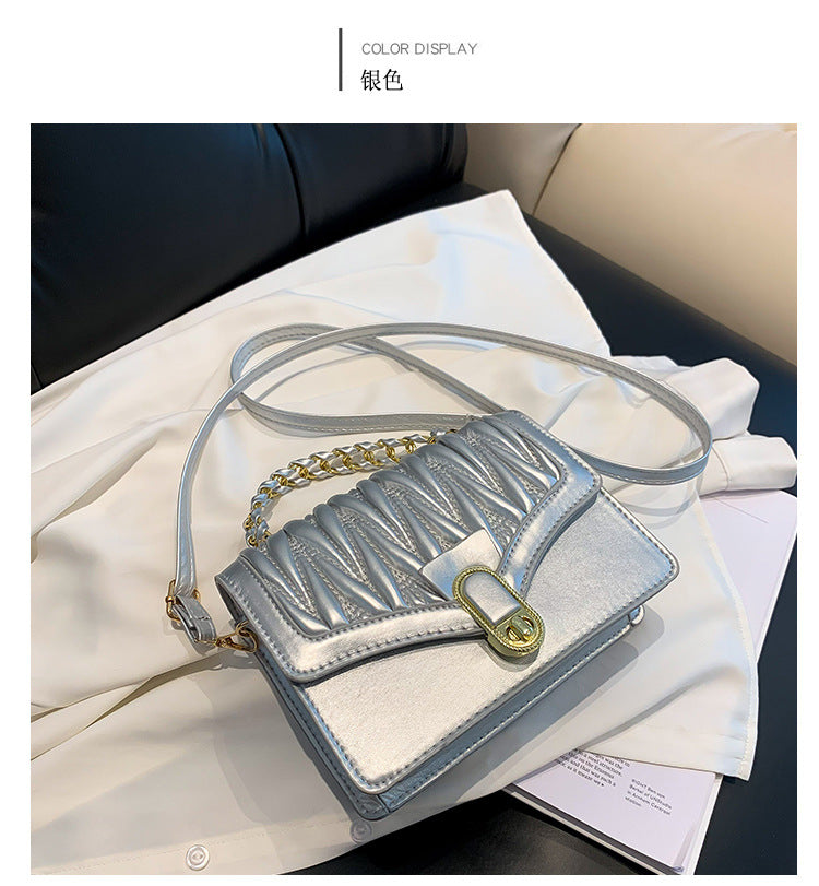 Korean fashion small bag for women 2023 autumn and winter new diamond chain bag personality simple small square bag crossbody bag
