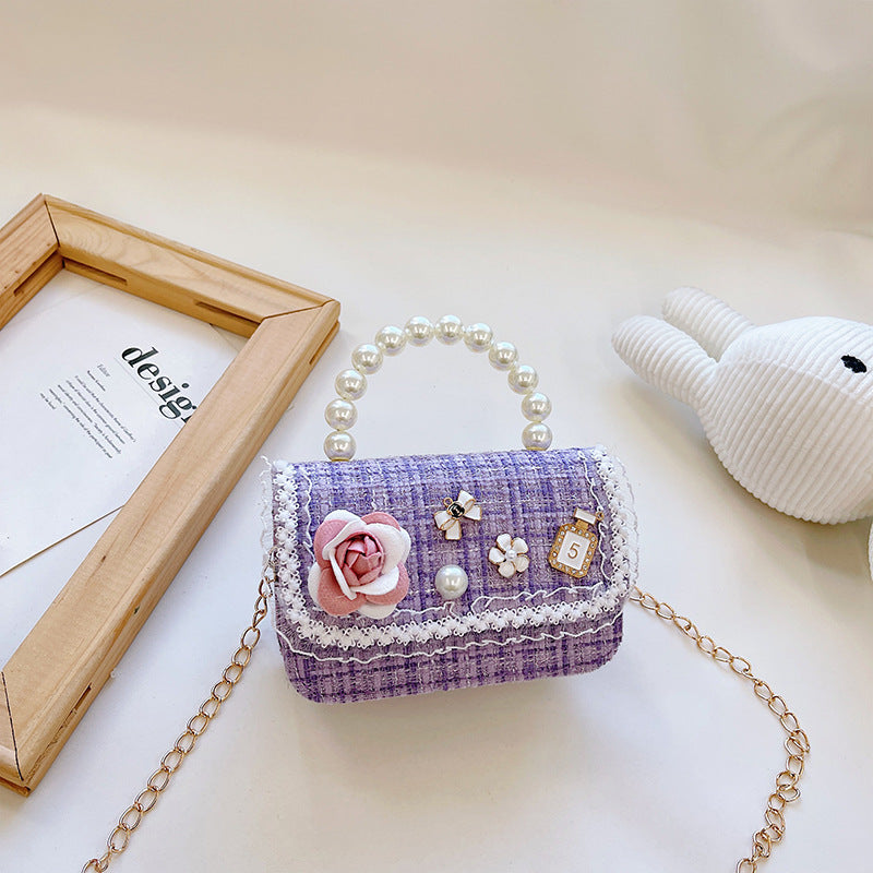New style children's small square bag, stylish princess handbag, Korean style girl's chain crossbody bag, children's shoulder bag wholesale