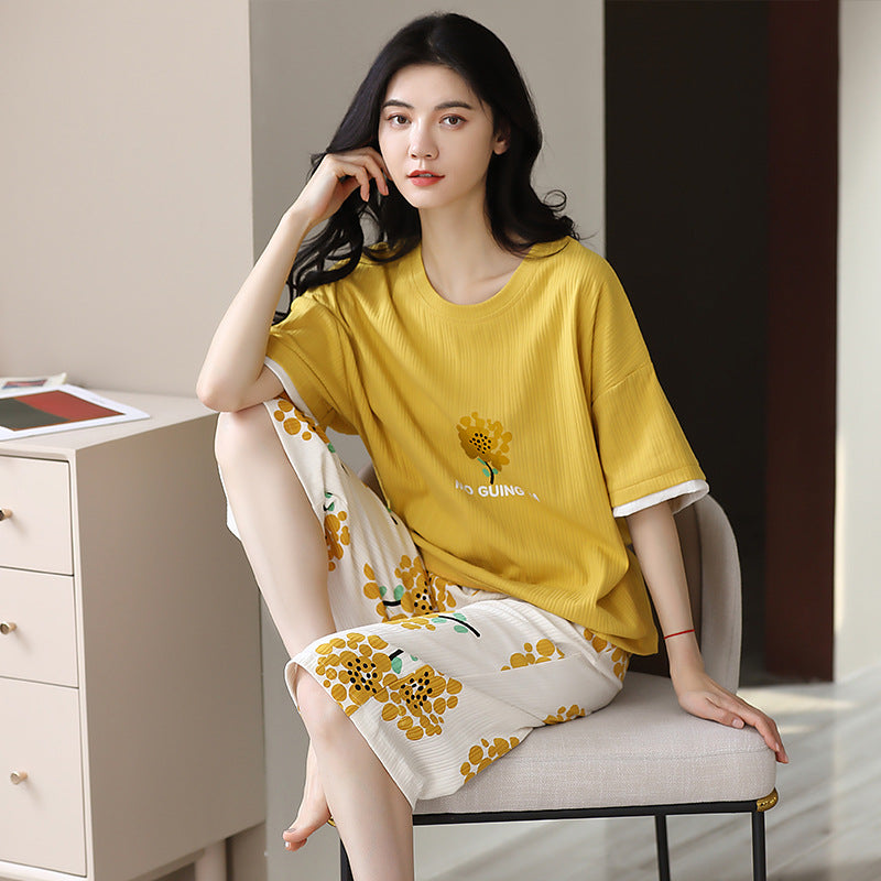 Pajamas women's summer short-sleeved cropped pants dignified and comfortable cotton large size pajamas pullover mother can wear home clothes