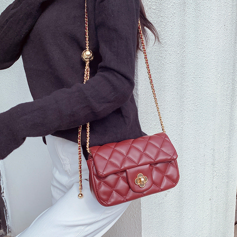 Xiaoxiang style rhombus chain bag 2023 spring new fashion women's bag temperament small bag trendy easy-to-match single shoulder crossbody bag
