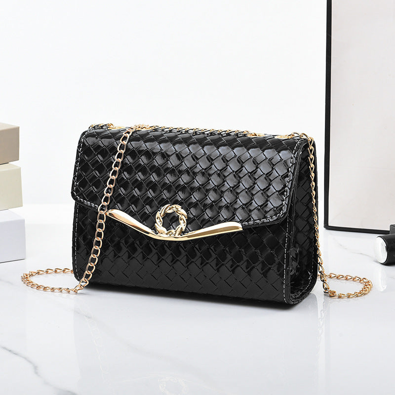 Factory direct sales bags for women 2022 new style shoulder crossbody bag cross-border women's bag wholesale small square bag chain bag