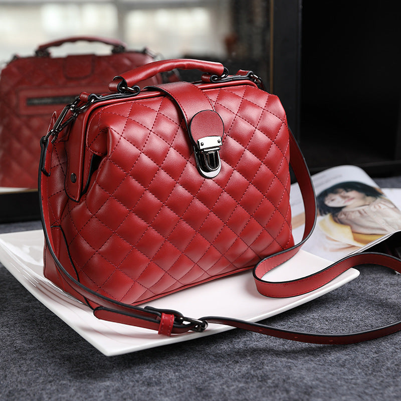 Lock women's bag shoulder bag European and American fashion women's bag cross-border Amazon bag 2023 new doctor handbag