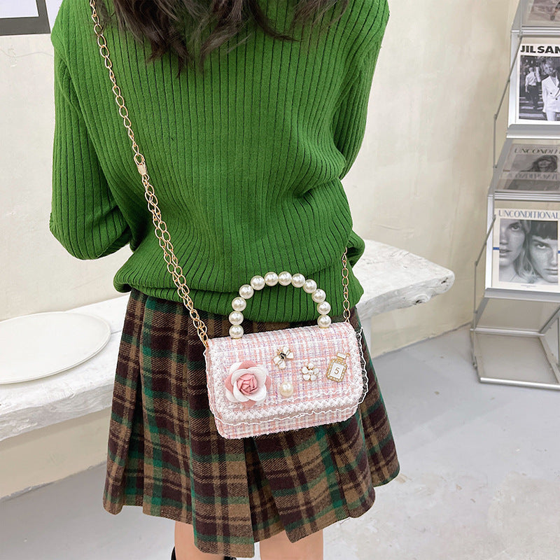 New style children's small square bag, stylish princess handbag, Korean style girl's chain crossbody bag, children's shoulder bag wholesale