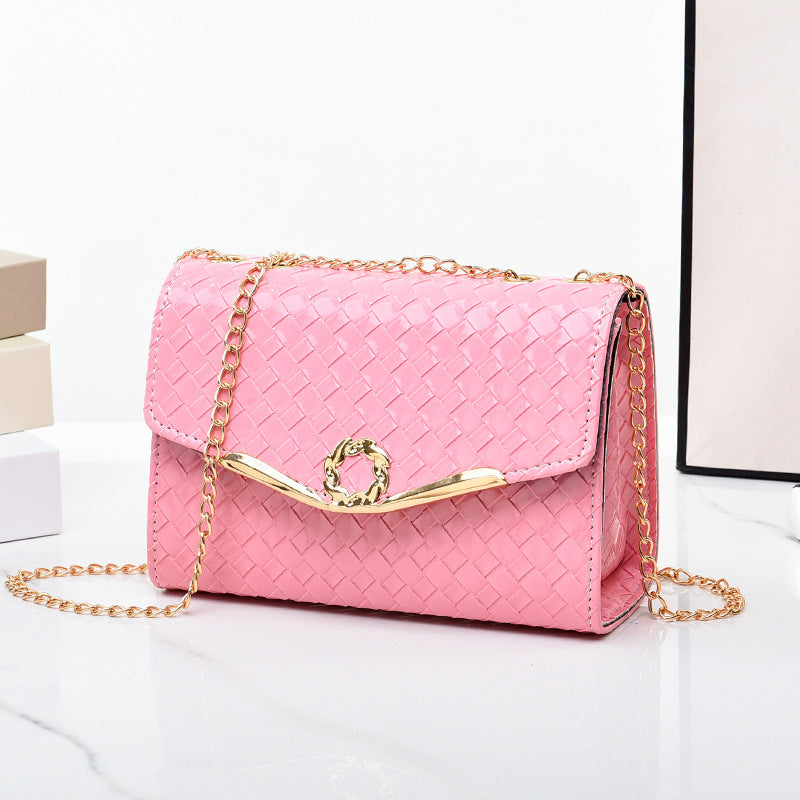 Factory direct sales bags for women 2022 new style shoulder crossbody bag cross-border women's bag wholesale small square bag chain bag