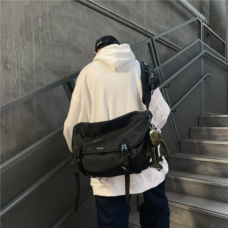One-shoulder crossbody bag men's trendy messenger bag Japanese large-capacity workwear student Harajuku casual ins women's shoulder bag