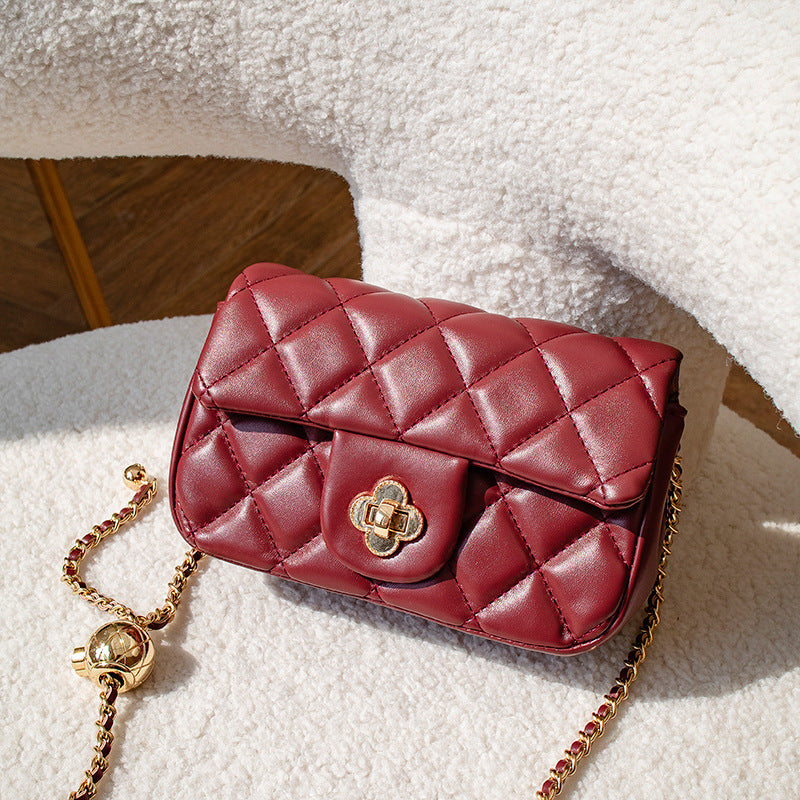 Xiaoxiang style rhombus chain bag 2023 spring new fashion women's bag temperament small bag trendy easy-to-match single shoulder crossbody bag