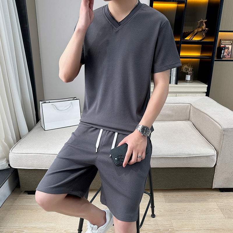 冰丝休闲运动套装男士夏季新款V领短袖t恤短裤潮牌男装搭配两件套