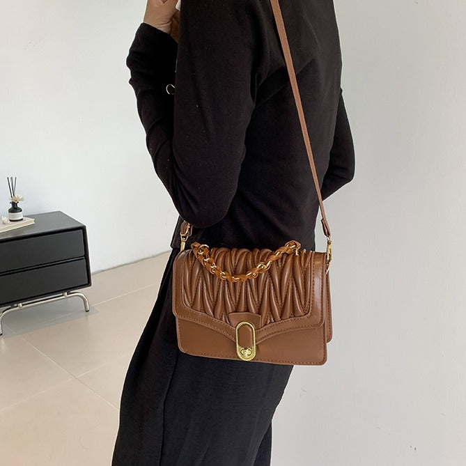 Korean fashion small bag for women 2023 autumn and winter new diamond chain bag personality simple small square bag crossbody bag