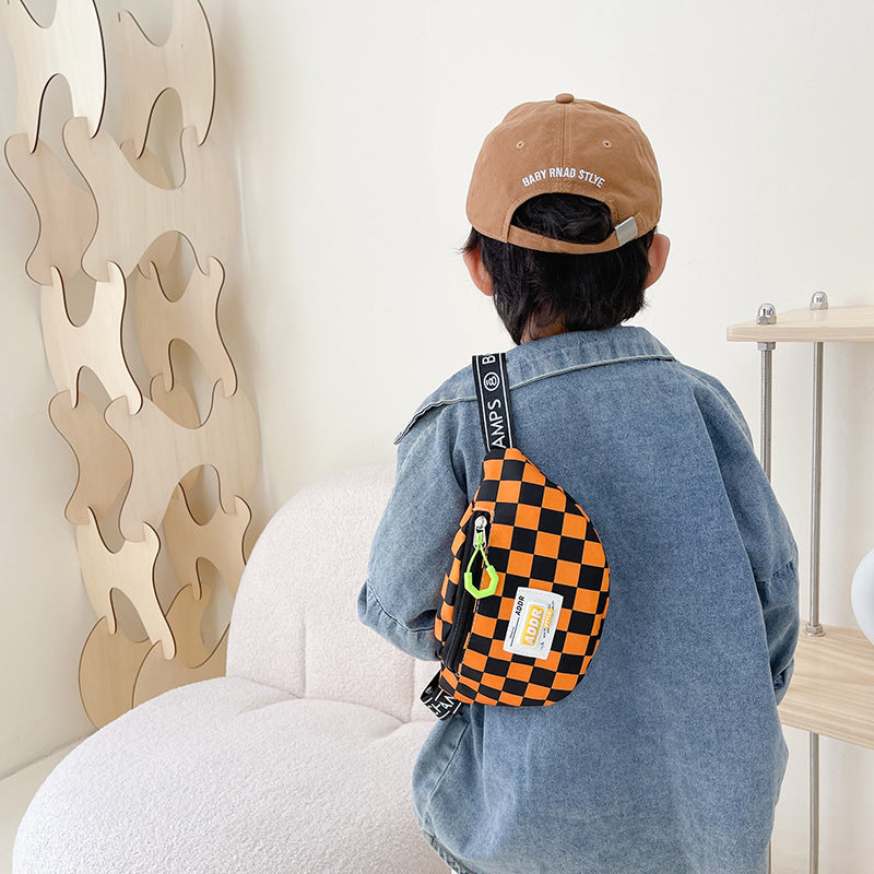 Children's chest bag Internet celebrity handsome Korean classic checkerboard boy shoulder bag fashion trend sports style waist bag
