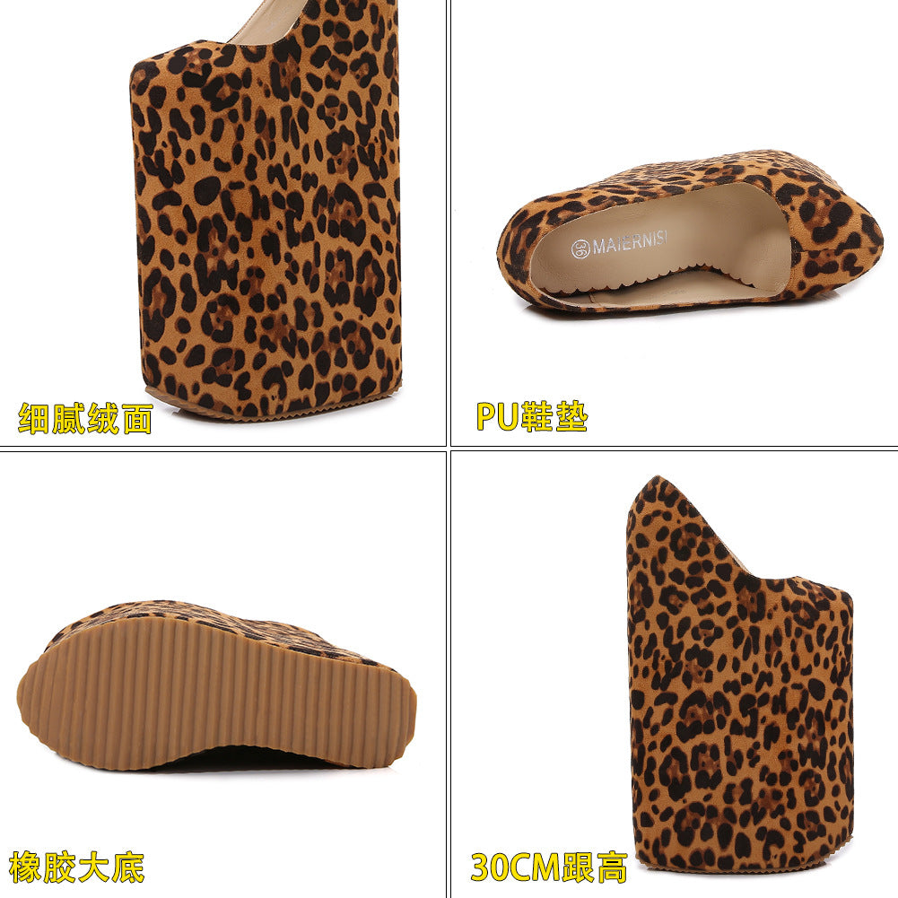 Geisha Oiran performing cross-dressing male Amazon fashion ladies wedge with large size high heels leopard suede waterproof platform