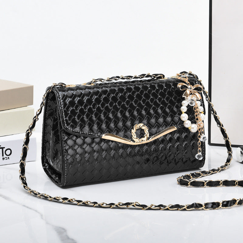 Factory direct sales bags for women 2022 new style shoulder crossbody bag cross-border women's bag wholesale small square bag chain bag