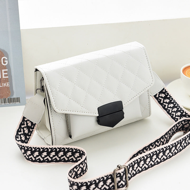 Bags for women 2021 new versatile crossbody bag rhombus embroidery fashion shoulder bag Korean version female mobile phone bag coin purse