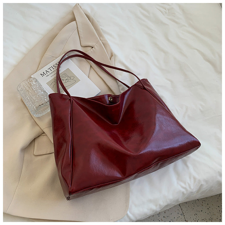 Tote bag women's bag 2021 new autumn and winter Japanese and Korean large-capacity soft leather shoulder bag retro casual portable bucket bag