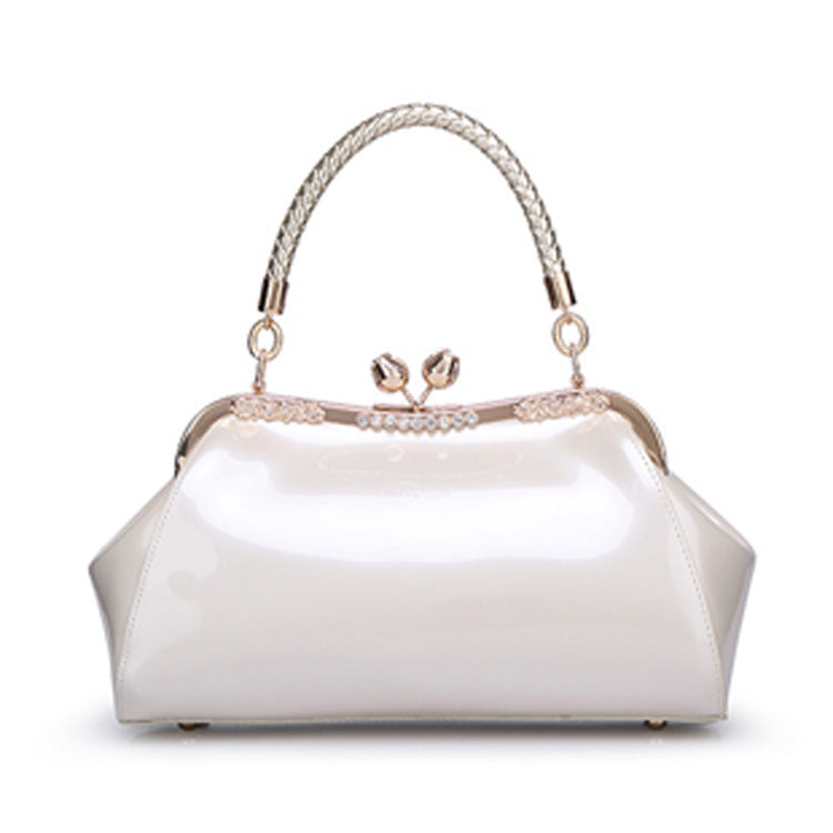 Factory direct sales 2023 fashion patent leather handbag women's bag single shoulder cross-body bridal bag dinner lady bag wedding bag
