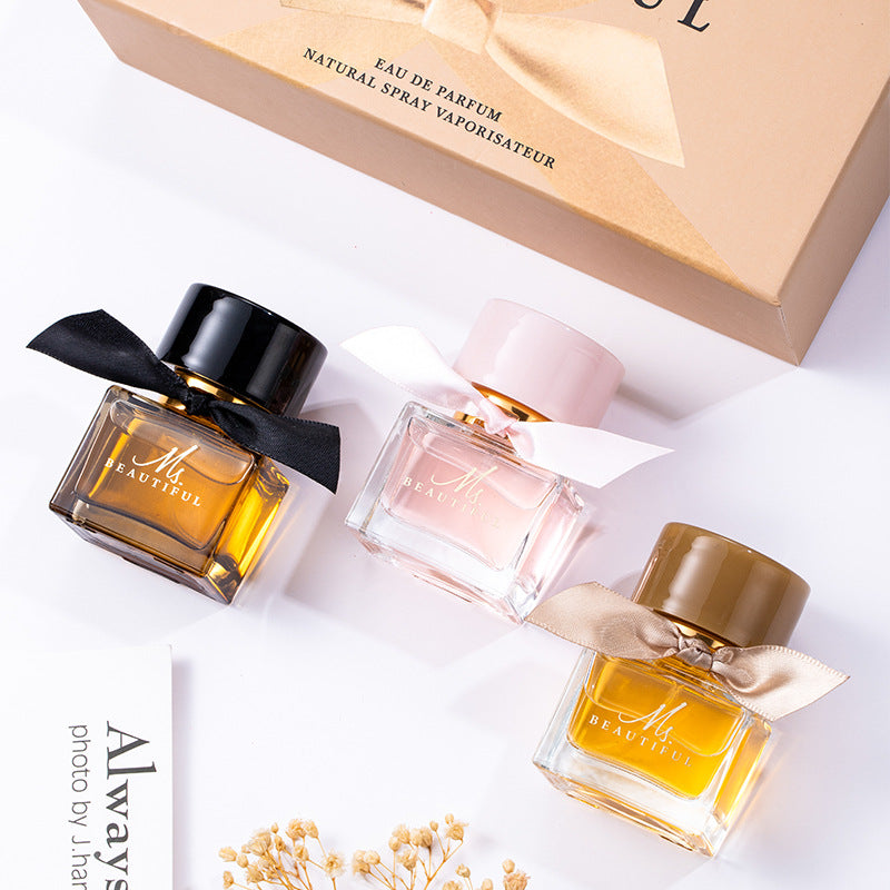 Women's perfume Internet celebrity popular light fragrance long-lasting student Douyin live broadcast Vietnamese perfume set wholesale perfume