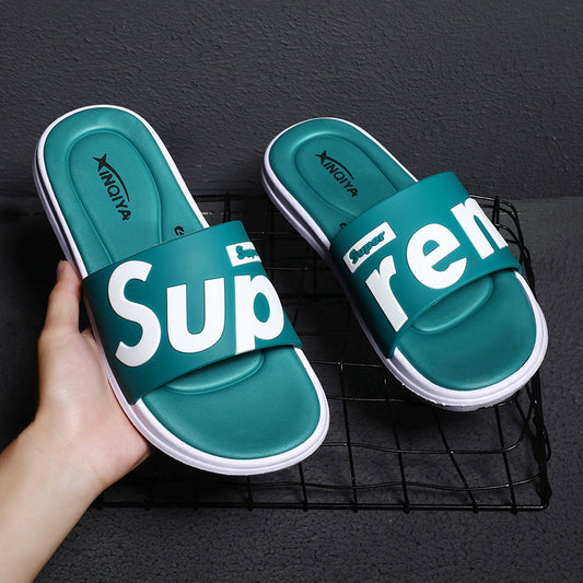 New style men's slippers, summer tide, Korean version, fashion, all-match personality, indoor and outdoor, beach couples, one word sandals and slippers for men 