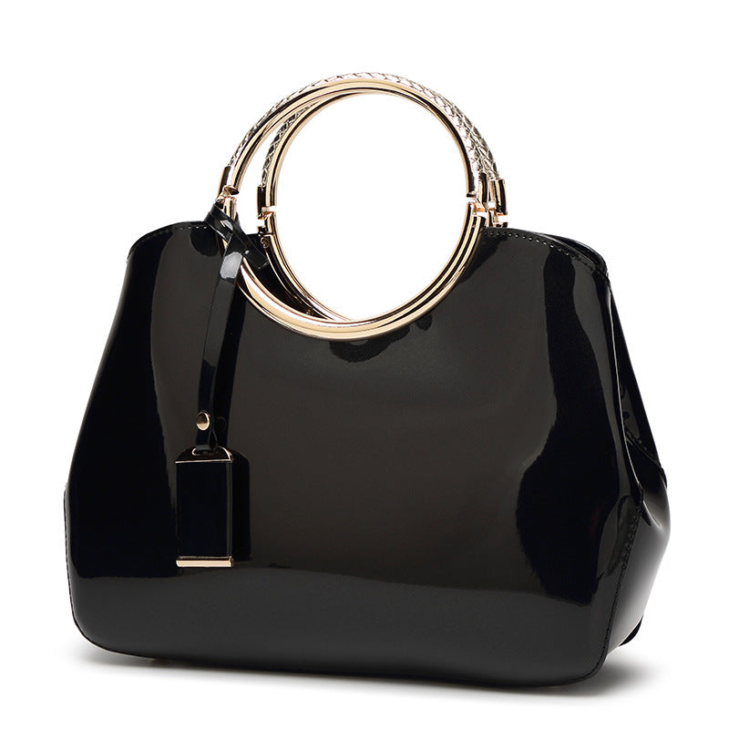 Foreign trade wholesale glossy patent leather bag shoulder bridal bag 2023 new women's bag European and American style glossy handbag