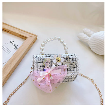 New style children's small square bag, stylish princess handbag, Korean style girl's chain crossbody bag, children's shoulder bag wholesale 