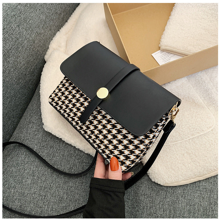 This year's popular high-end niche houndstooth bag women's autumn and winter new fashion trendy one-shoulder cross-body small square bag 