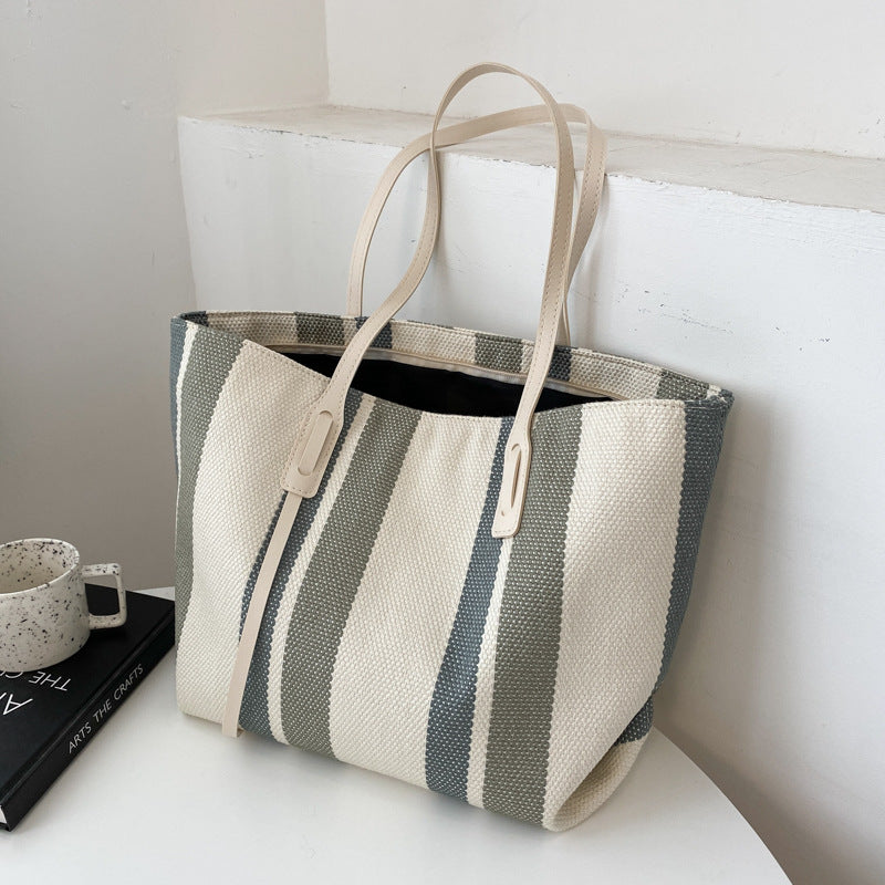 Korean style large capacity women's shoulder bag 2021 new style simple vertical stripe casual tote bag fashion handbag 
