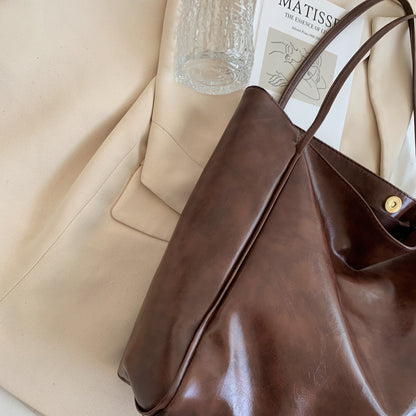 Tote bag women's bag 2021 new autumn and winter Japanese and Korean large-capacity soft leather shoulder bag retro casual portable bucket bag 