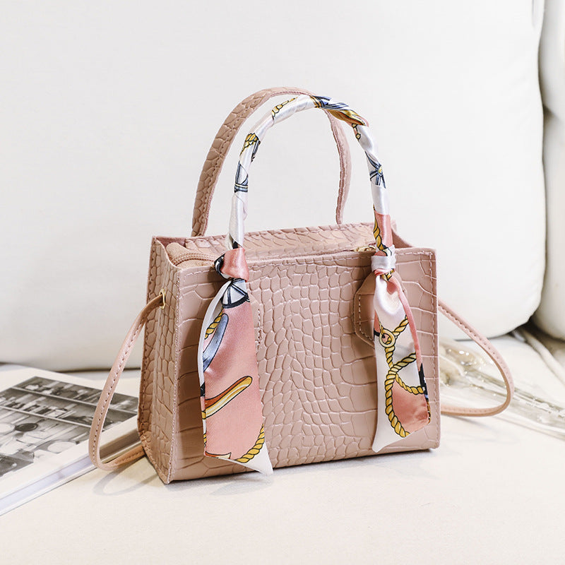 丝巾手提包2021ladies handbag外贸女包包女菱格链条鳄鱼纹斜跨包