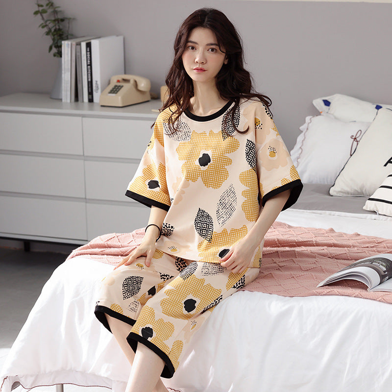 Pajamas women's summer short-sleeved cropped pants dignified and comfortable cotton large size pajamas pullover mother can wear home clothes