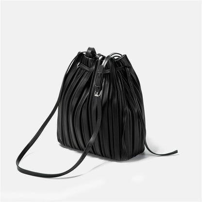 Bags for women, trendy Korean version, new fashion and creative striped shoulder crossbody bag, PU portable pleated bag, trendy 