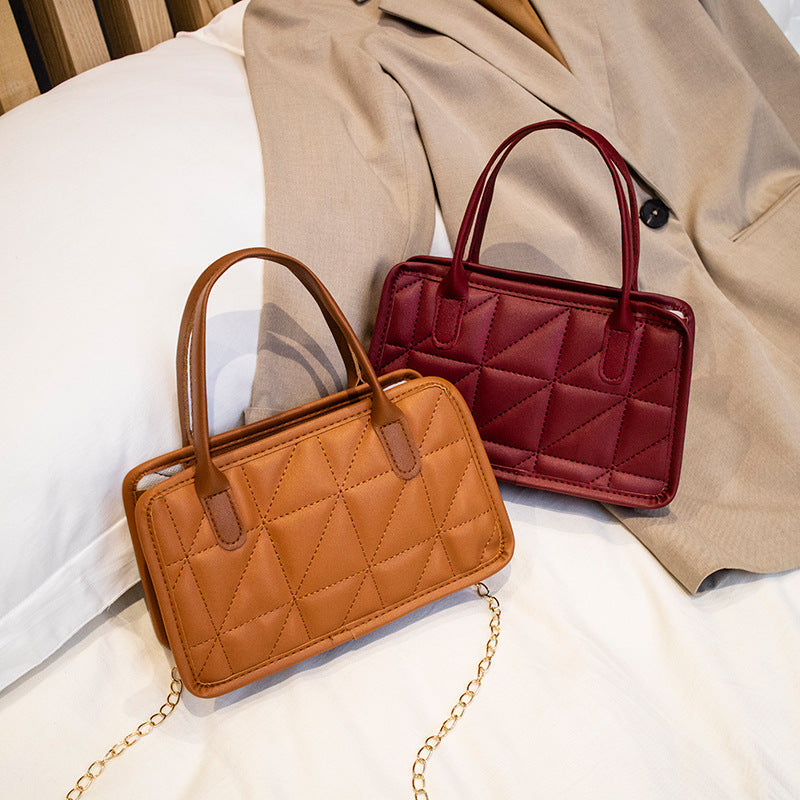 女士手提枕头包2021ladies handbags外贸包包女菱格链条绣花包