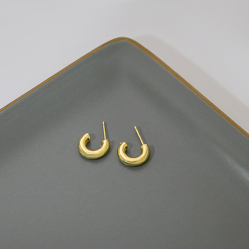 Silver needle C-shaped earrings simple and small metal texture earrings ins style geometric all-match earrings women wholesale 
