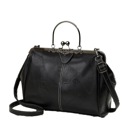Manufacturer wholesale 2023 autumn and winter new women's handbag fashion crossbody clip bag European and American oil leather Spanish women 