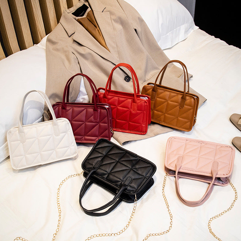 女士手提枕头包2021ladies handbags外贸包包女菱格链条绣花包