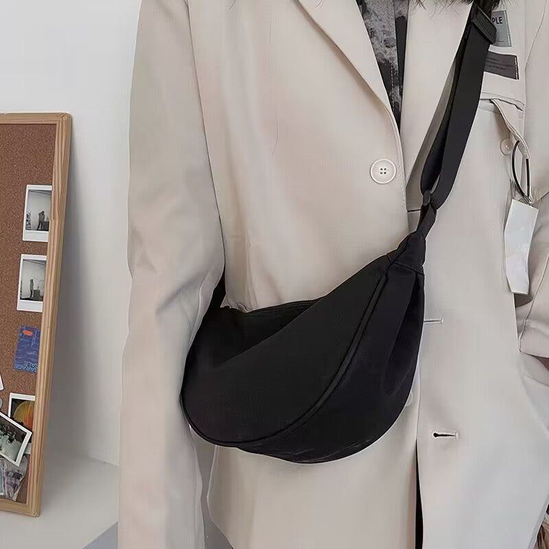 Manufacturer's 2021 new oblique dumplings Korean version shoulder bag trendy women's waist bag casual student bag ins bag spot 