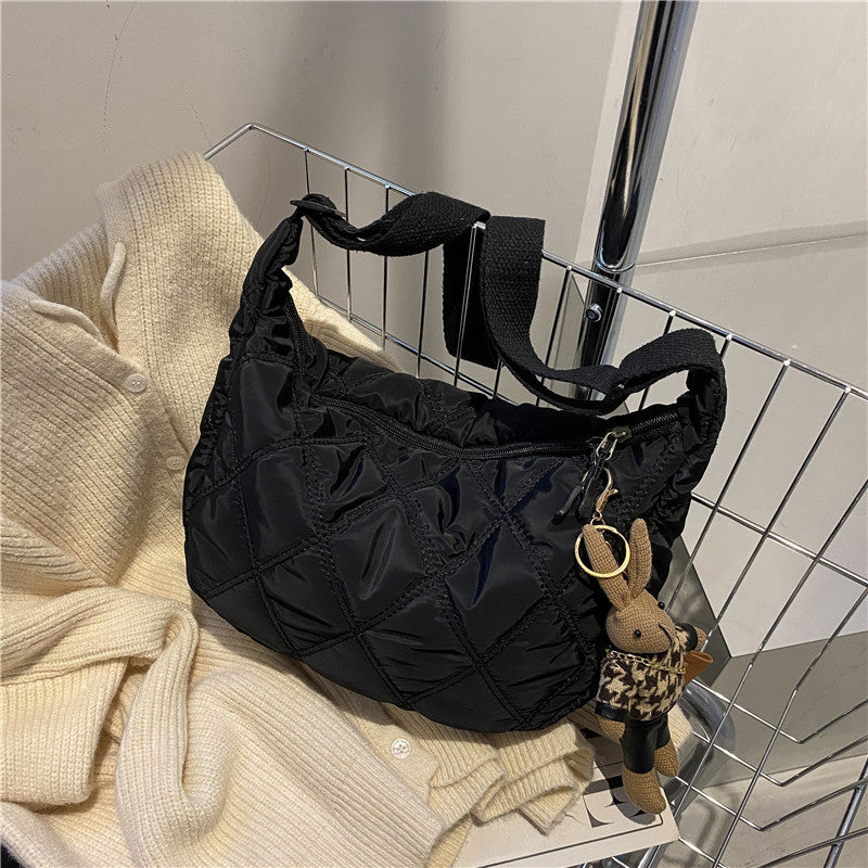 Diamond Embroidery Thread Large Capacity Large Bag Women 2021 Popular New Trendy Fashion One Shoulder Messenger Bag Internet Celebrity Dumpling Bag 
