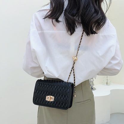 French bag 2023 Korean style pleated women's bag popular new fashion chain bag embroidery rhinestone small square bag