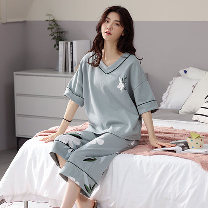 Pajamas women's summer short-sleeved cropped pants dignified and comfortable cotton large size pajamas pullover mother can wear home clothes