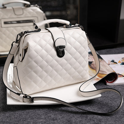 Lock women's bag shoulder bag European and American fashion women's bag cross-border Amazon bag 2023 new doctor handbag 