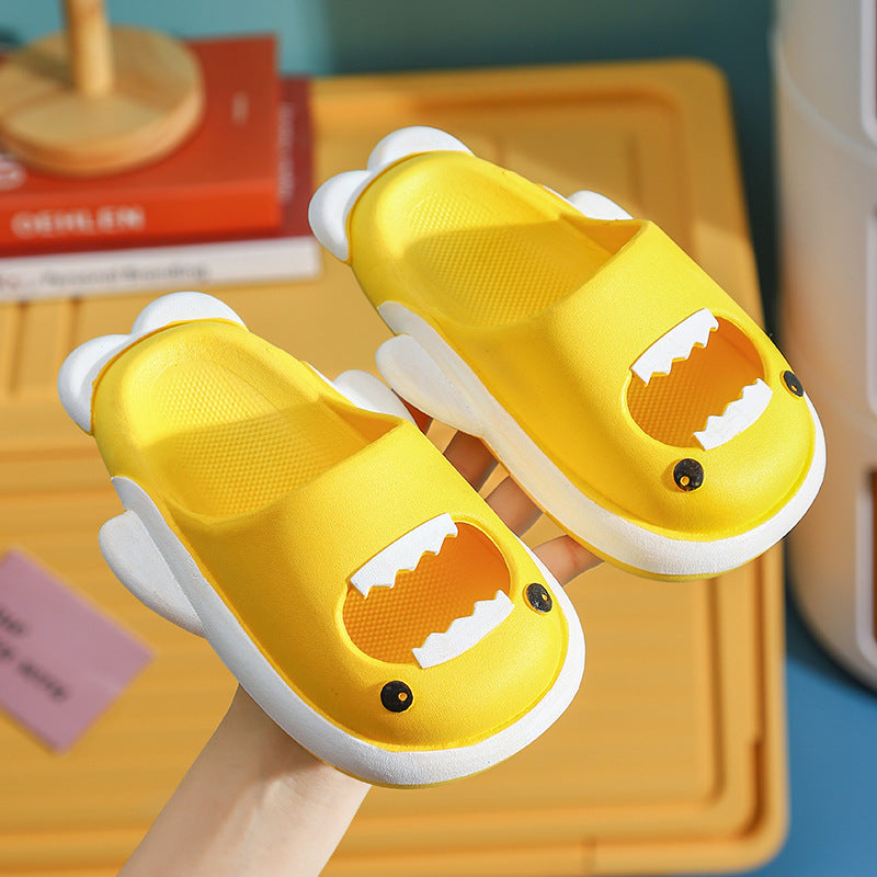 Children's slippers summer new girls' cartoon non-slip soft bottom children's indoor home boys and children's sandals and slippers 
