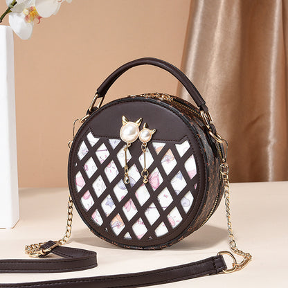 2023 Autumn and Winter Bags Women's New Casual Mobile Phone Bag Crossbody Small Round Bag Women's Trendy Fashion Sweet Chain Bag 