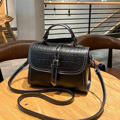 Bag wholesale women's bag factory direct sales 2022 Internet celebrity hot style new temperament versatile shoulder handbag crossbody bag 
