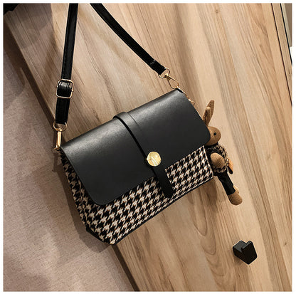 This year's popular high-end niche houndstooth bag women's autumn and winter new fashion trendy one-shoulder cross-body small square bag 
